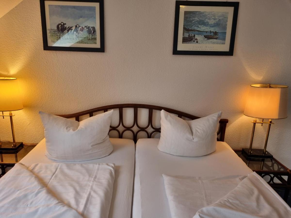 Erbenholz Hotel Laatzen Bagian luar foto