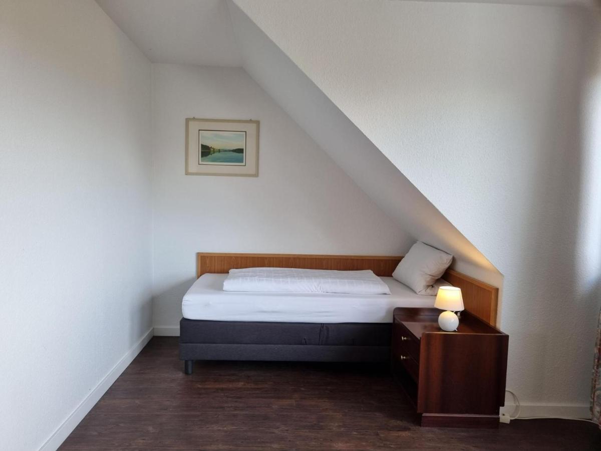 Erbenholz Hotel Laatzen Bagian luar foto