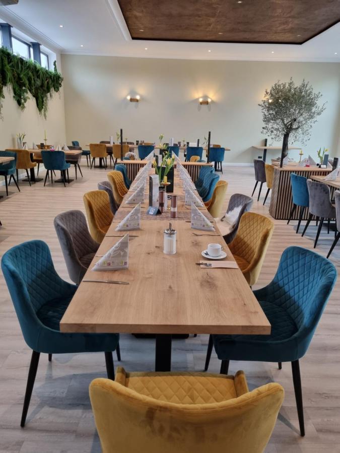 Erbenholz Hotel Laatzen Bagian luar foto