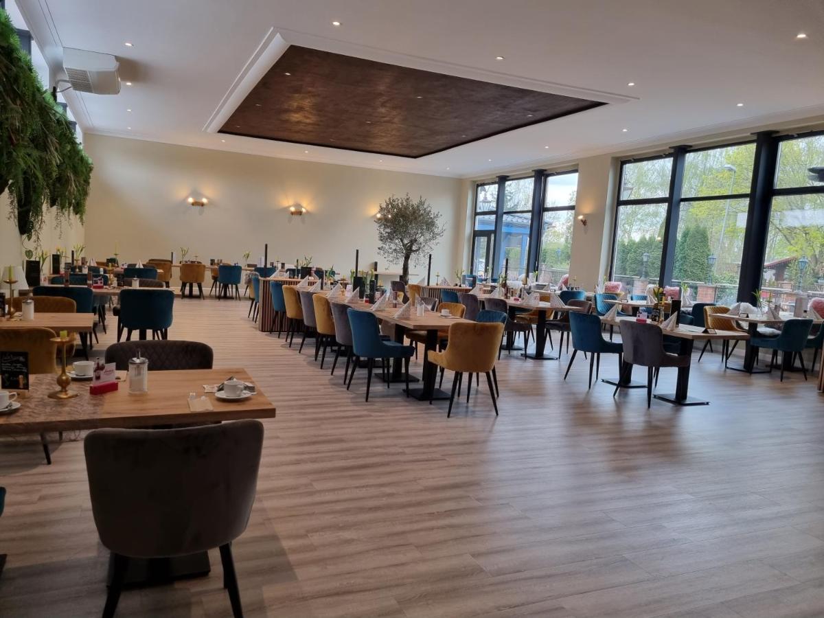 Erbenholz Hotel Laatzen Bagian luar foto