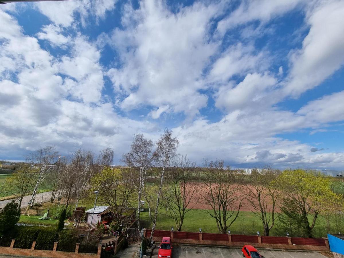 Erbenholz Hotel Laatzen Bagian luar foto