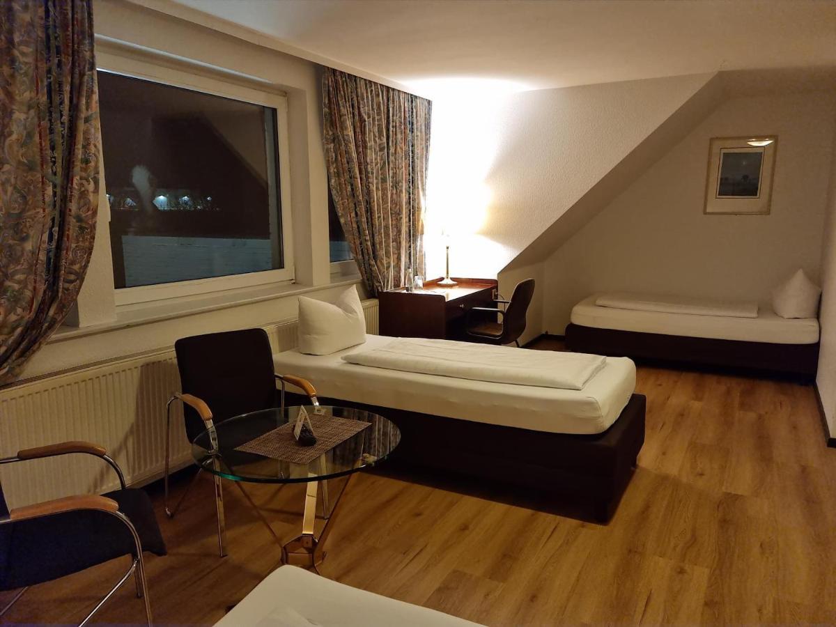 Erbenholz Hotel Laatzen Bagian luar foto