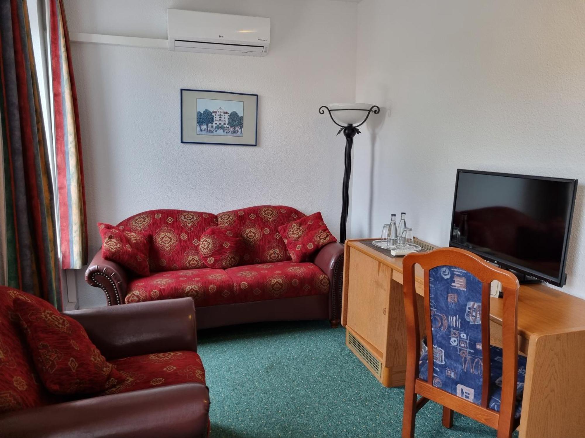 Erbenholz Hotel Laatzen Bagian luar foto